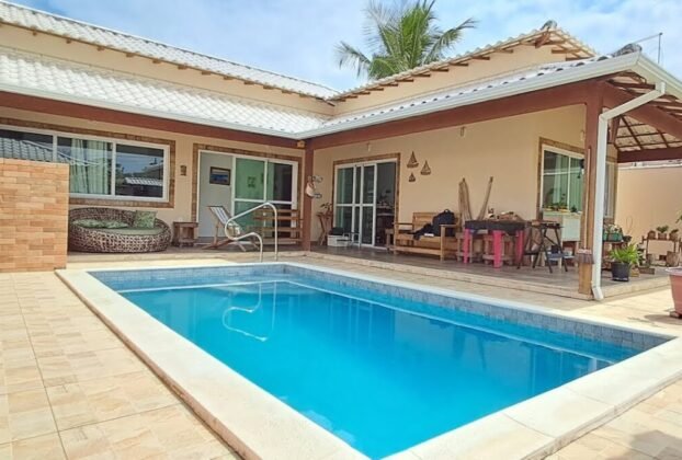 CASA À VENDA EM JACONÉ SAQUAREMA RJ